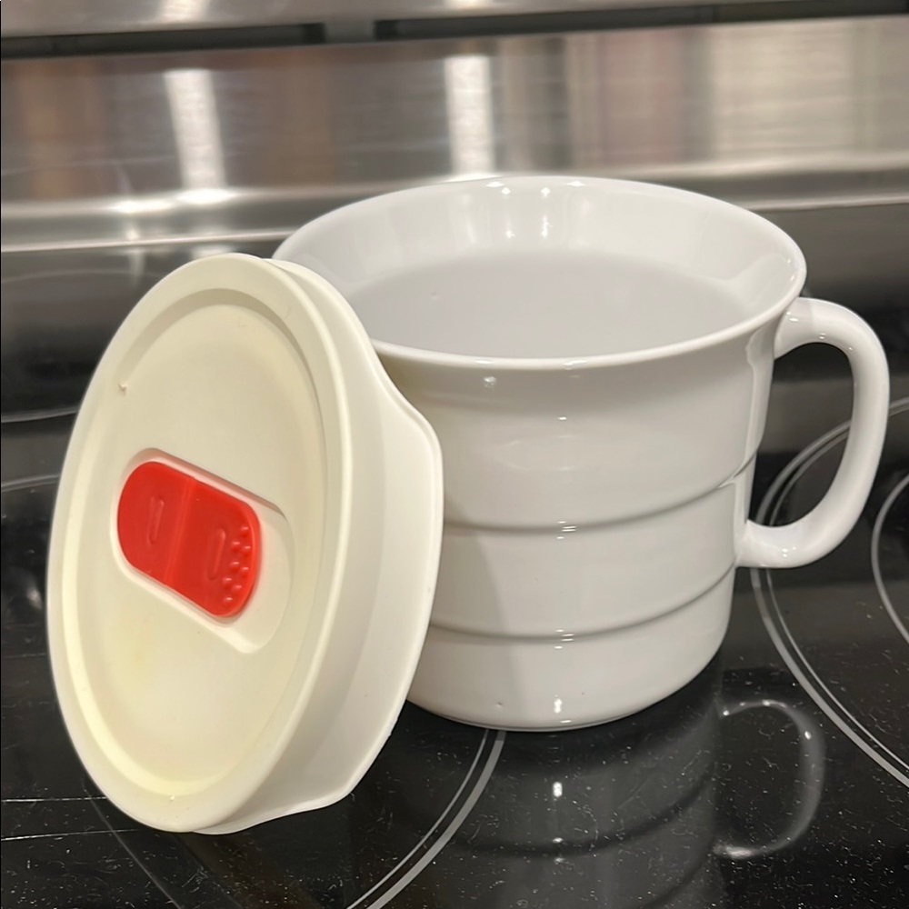Large Ceramic soup Mug with Lid takeout